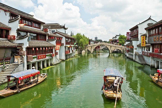 4-Hour Qibao Ancient Water Town Private Tour with Metro Experience - Exploring the 4-Hour Qibao Ancient Water Town Private Tour with Metro Experience