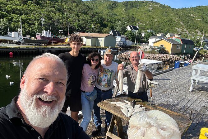 4 Hour St Johns Tour w Come From Away star (lunch included) - Who Should Consider This Tour?