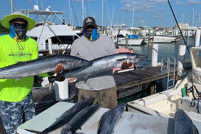 4 hours 38ft Reel Dreams Private Charter in Nassau - Who Will Love This Tour?