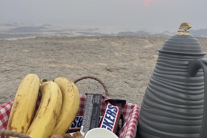 4 Hours Charming Moon Valley Hike Experience in Jeddah - A Detailed Look at the Moon Valley Hike Experience