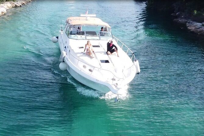 4 hours - Private 48ft Yacht all inclusive in Tulum and Playa del Carmen - The Itinerary: What to Expect