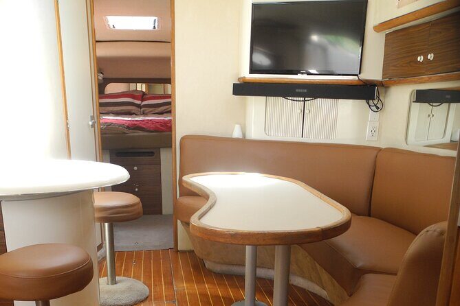 4 hours - Private 48ft Yacht all inclusive in Tulum and Playa del Carmen - The Experience for Whom It’s Perfect