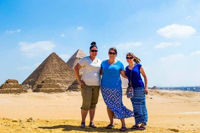 4- Hours Private Tour To Giza Pyramids With Camel Ride And Lunch From Cairo - Key Points