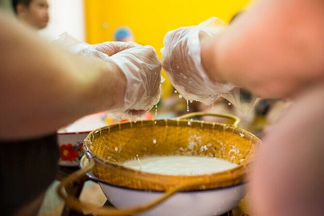 4 Hours Silom Thai Cooking Class Including Visit to Local Market - A Closer Look at the 4-Hour Thai Cooking Class Experience
