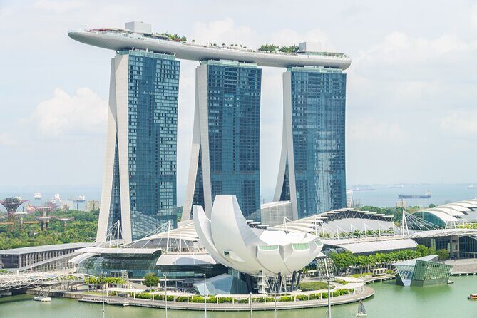 4 Hours - Singapore Tour in Private Car or Minibus with Driver - FAQs