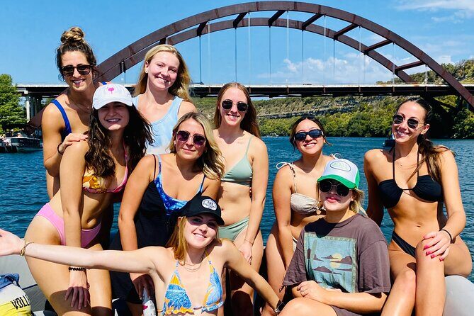 4 Hr Lake Austin Boat Charter with Swim and Sightseeing for 12 - Who Will This Experience Suit Best?