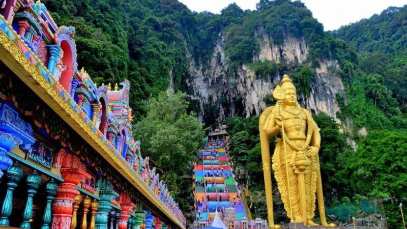 4D3N KL, Genting Highlands & Melaka Day Tour with Putrajaya - Authenticity and Cultural Insights