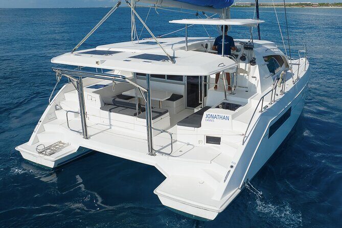4H Lux 40' Catamaran All-Inclusive in Tulum and Playa del Carmen. - FAQ