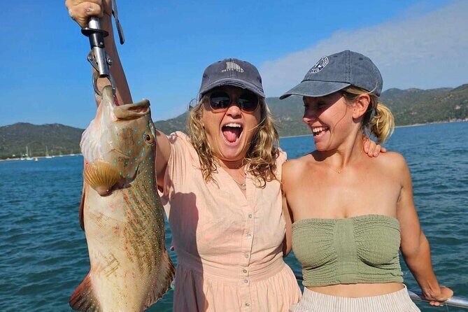 4H Snorkeling and Fishing Cruise on Magnetic Island - FAQs