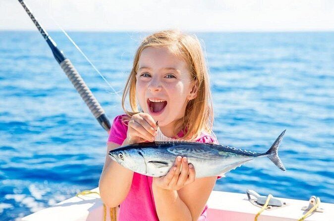 4HR Private bottom Fishing Charter with lunch - FAQ