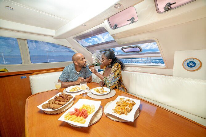 4hr Private Luxury Yacht with Snorkeling, DJ, Bar, Food - The Sum Up