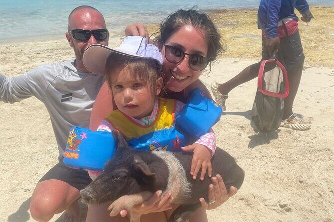 4hr Private Tour Island Hop Snorkel w/ Turtles & Sip Bahama Mamas - Who Should Book This Tour?