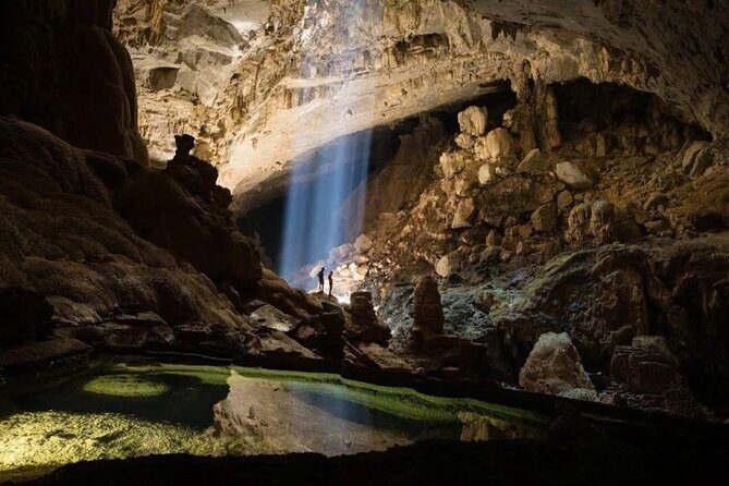 4km Paradise Cave Tour from Dong Hoi - Inside Paradise Cave: What to Expect