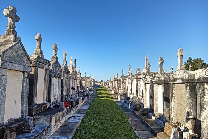 5 Cemeteries of New Orleans - Anne Rice's & other famous graves - What Makes This Tour Stand Out