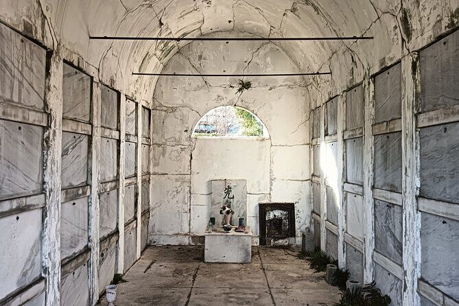 5 Cemeteries of New Orleans - Anne Rice's & other famous graves - The Sum Up