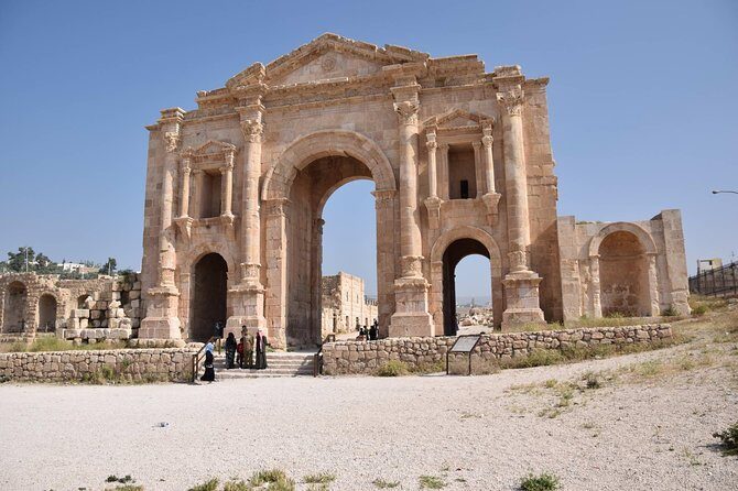 5 Day Tour: Amman Petra Jerash Mount Nebo Karak Castle Wadi Rum Red & Dead Sea - Transportation, Guides, and Overall Value