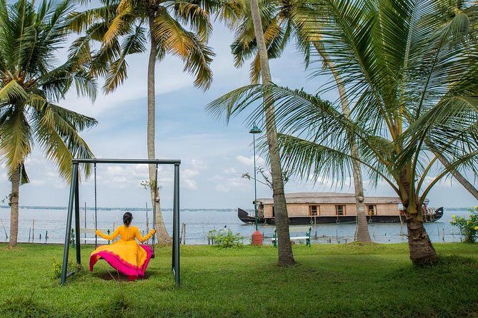 5 Days Private Kerala Tour Package by Saffron India Tours - An Overview of the Tour Experience