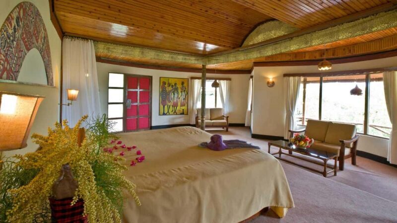 5 Days Taste of Amboseli, Tsavo West and East Luxury Safari - Practical Tips for Travelers