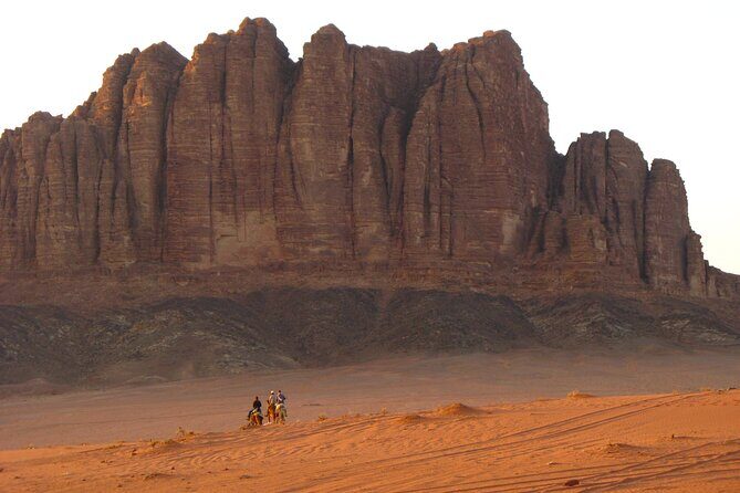 5 Hour Jeep Tour with Meal and Accommodation - An Authentic Taste of Wadi Rum: A Practical Review of the 5-Hour Jeep Tour with Meal and Overnight Stay