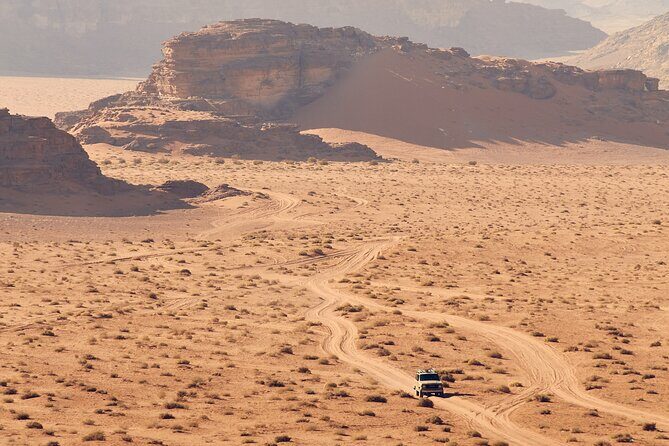 5 Hour Jeep Tour with Meal and Accommodation - Who Should Consider This Tour?
