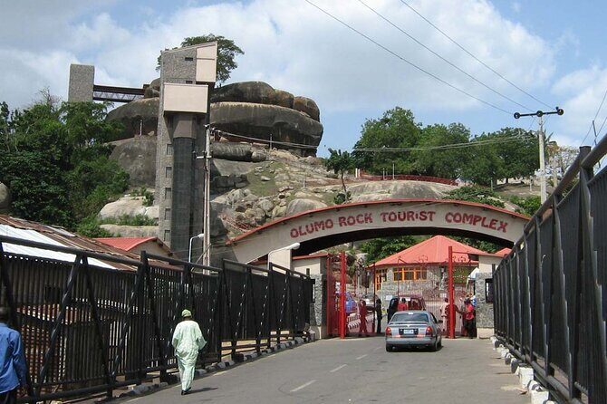 5-Hour Olumo Rock Adventure Tour From Lagos - Analyzing the Value: Is It Worth the Cost?
