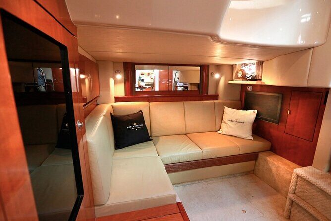 5-Hour Private 40' Yacht 2-Stop Tour to In-Ha reef with Food, Drinks & Snorkel - Exploring the Yacht Tour Experience