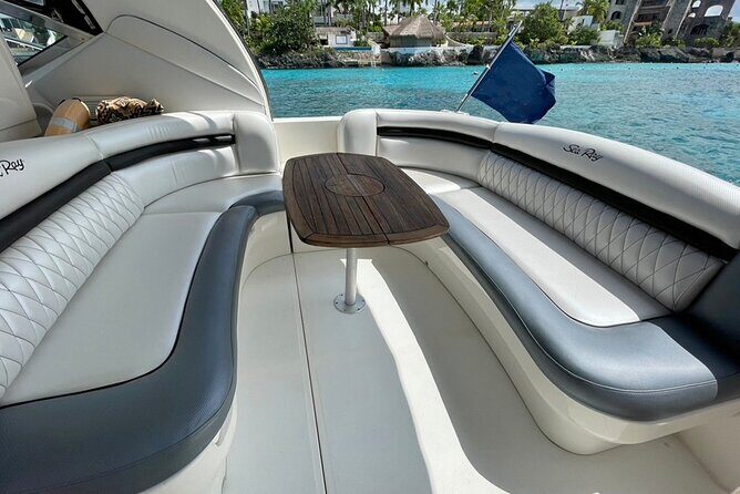 5-Hour Private 40' Yacht 2-Stop Tour to In-Ha reef with Food, Drinks & Snorkel - FAQ