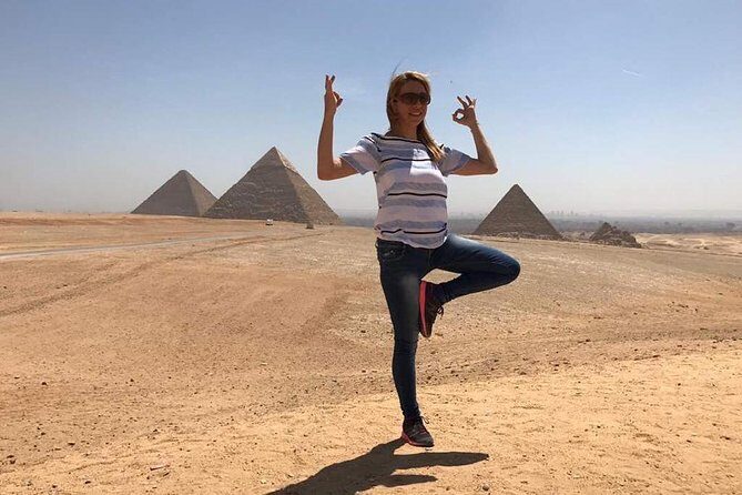 5 Hours private to Giza pyramids Sphinx and Citadel including Lunch - An Introduction to the Tour