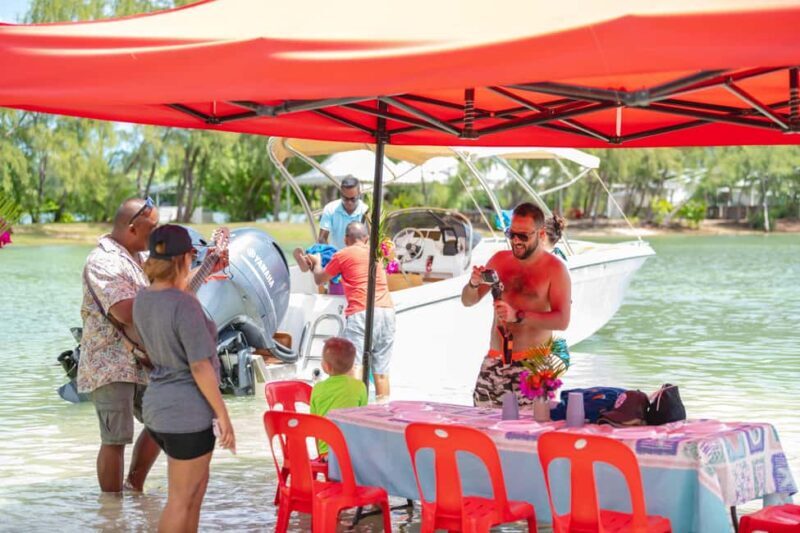 5 Islands Speedboat Cruise, Snorkeling + Lunch & Open Bar - What Makes the 5 Islands Speedboat Tour Stand Out?