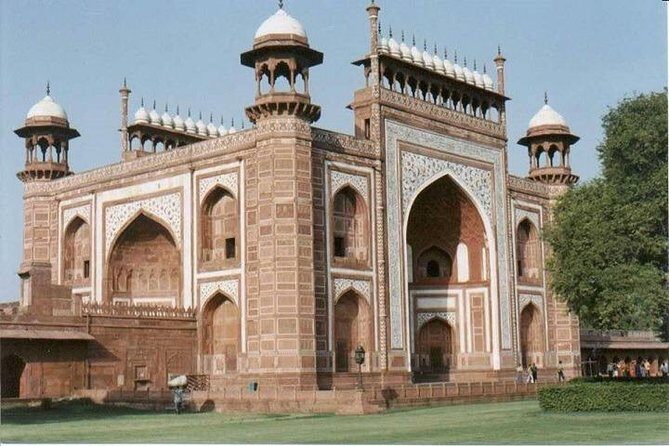 5 Nights / 6 Days - Delhi Agra Haridwar Rishikesh Tour - Who Should Consider This Tour?
