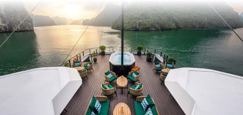 5 Star - CATAMARAN Cruise - Ha Long Bay 1 Day - Key Points