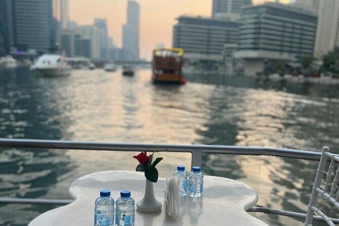 5 Star Luxury Catamaran Dinner Cruise in Dubai Marina - Who Should Consider This Experience?