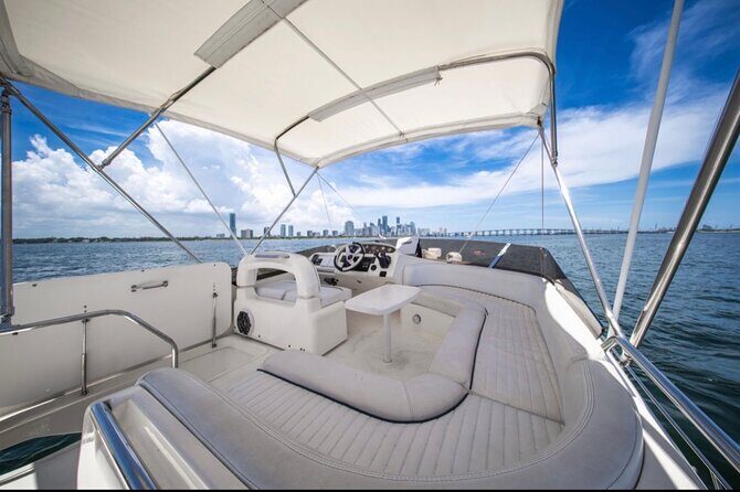 55ft 1 Hour FREE Miami Yacht Rental 3 to 6 Hours 13 People - Extra Costs: What to Budget For