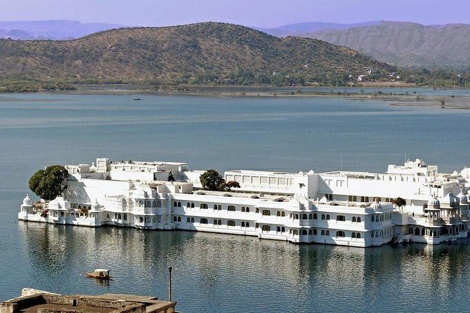6 Day Delhi Agra Jaipur Udaipur Tour-Golden Triangle with Udaipur - The Sum Up