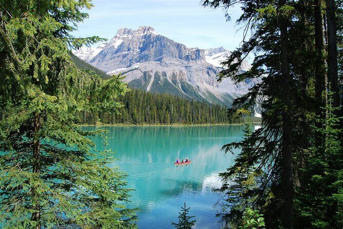6 Day VIA rail from Vancouver to Jasper Banff Icefield Bus Tour - The Journey in Detail: A Natural Spectacle