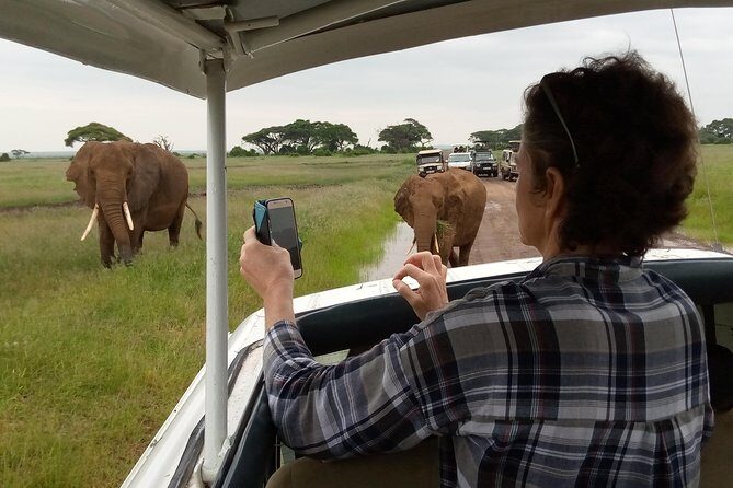 6 days guided safari: nairobi / lake nakuru / lake naivasha / masai mara n r - FAQ