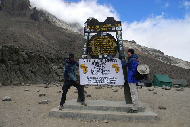 6 Days Kilimanjaro hiking tour | climb Kilimanjaro Machame Route - What Makes This Tour Stand Out?