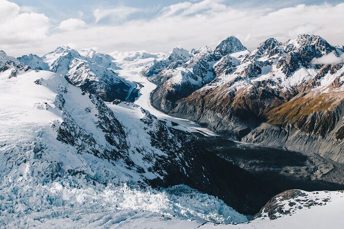 60 Minute - Grand Circle Tasman Glacier helicopter flight - The Itinerary in Detail