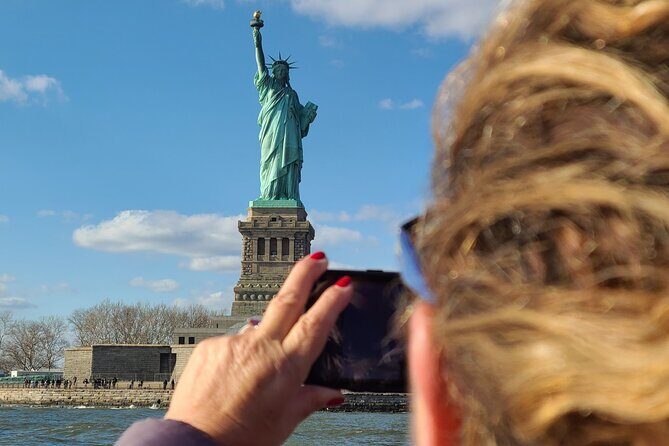 60-Minute Statue of Liberty Sightseeing Cruise - How the Itinerary Unfolds