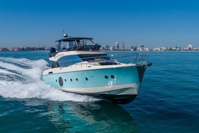 62ft Yacht Tour in Miami Beach with Captain Beneteau MC6 Fly - Setting Sail in Style: An In-Depth Look at the Miami Yacht Tour