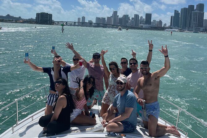 65ft Yacht Charter in Miami - Authentic Feedback: What Past Guests Say