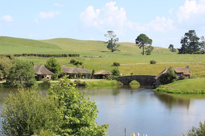 6hr Hobbiton Movie Set Tour - Departs Tauranga - Key Points