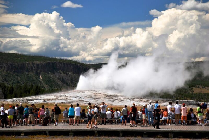 7-Day Yellowstone National Park Rocky Mountain Explorer - The Practicalities: Transportation, Guides, and Value