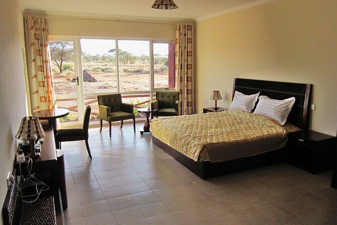 7 Days Into the Wild Wonder : Lodge Safari with Private 4x4 JEEP - Naivasha and Optional Hell’s Gate Tour
