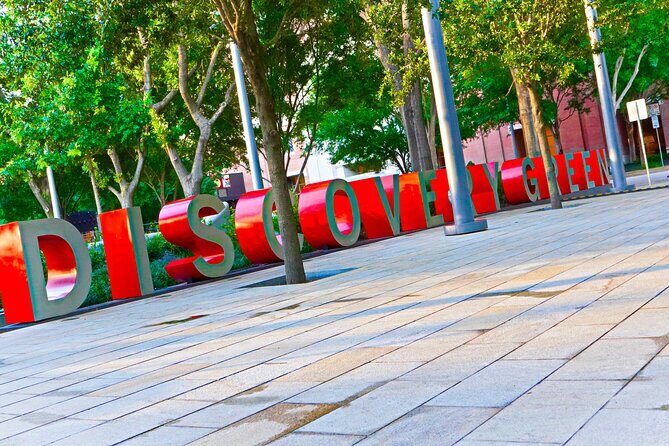 75 Min Best of Houston tour Small-Group - The Experience from Travelers’ Perspectives