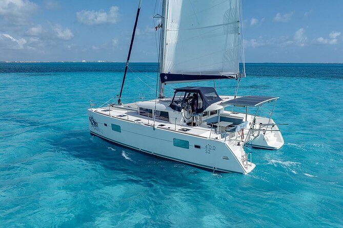7hrs 42ft Luxury Catamaran Private Charter Cancun to Isla Mujeres - Why This Tour Offers Good Value for Money