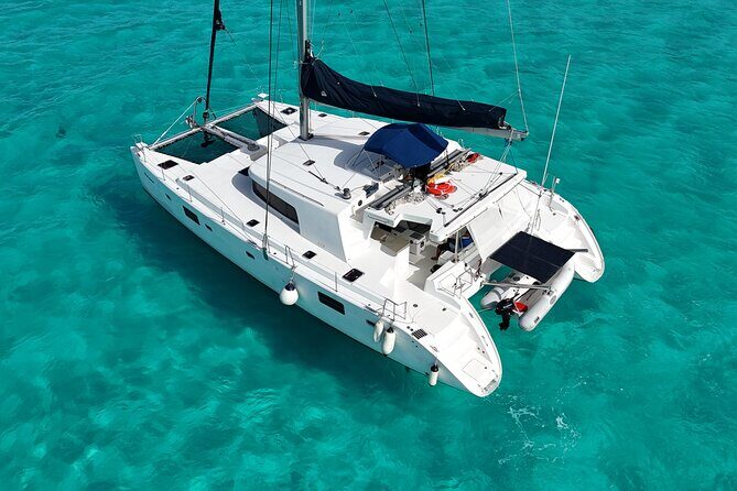 7hrs/60ft Luxury Catamaran Private Charter Cancun to Isla Mujeres - A Closer Look at the Experience