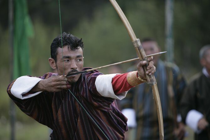 8 Days Classic Bhutan tour with easy hikes - Key Points