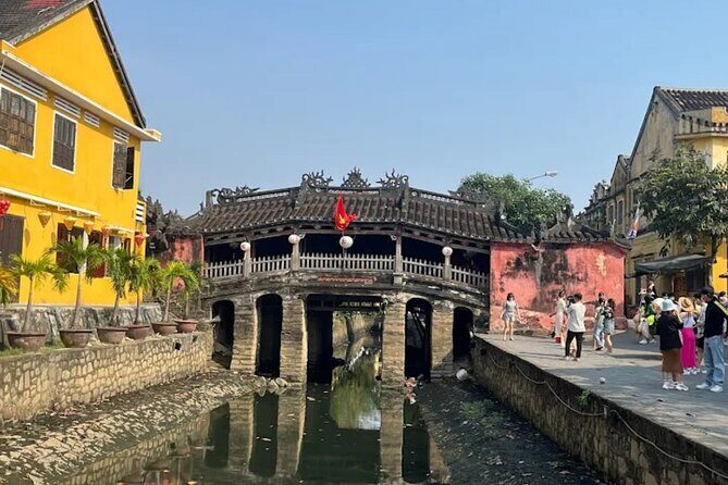 8 Days Package Tour in Vietnam - The Journey North and Halong Bay