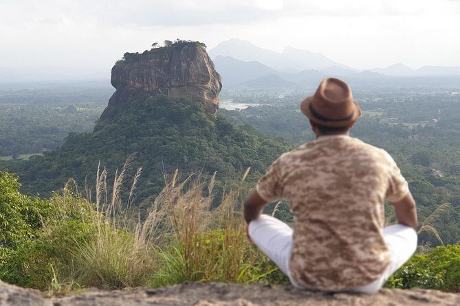 8 Days Sri Lanka round tours with privet driver, vehicle and H/B accommodations - Key Points